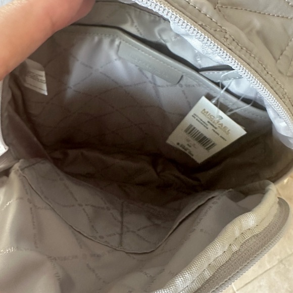 NWT: Michael Kors Quilted Winnie Medium Backpack - Picture 6 of 8